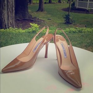Manolo Blahnik Nude Patent Slingback Pumps